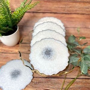 Geode White | Silver Coaster Set